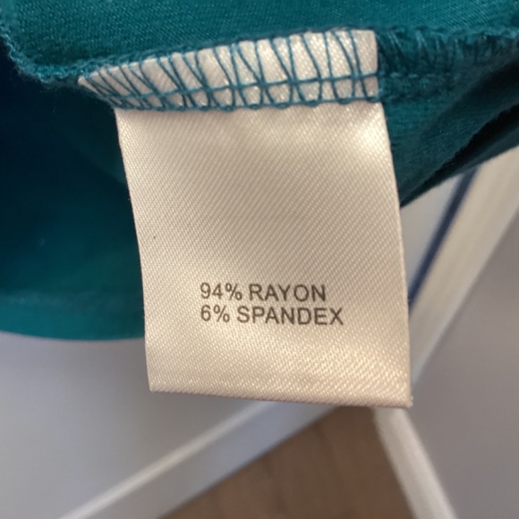 Top - Picture 3 of 3